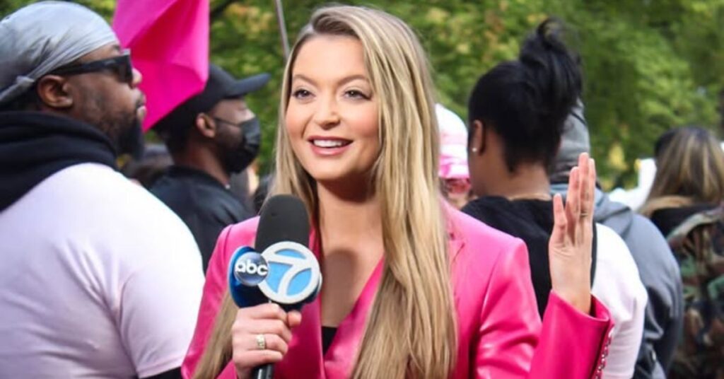 Dani Beckstrom’s height and weight