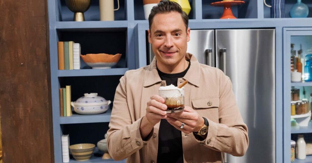 How old is Jeff Mauro? Age and birthday