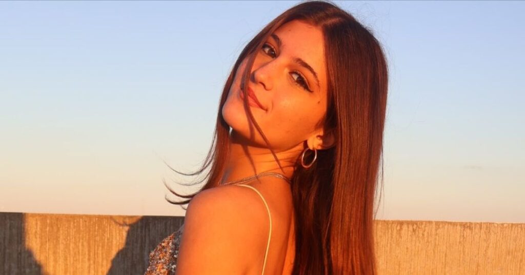 How old is Jenny Popach? Age & Birthday 