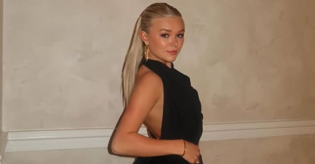 How old is Katie Sigmond? Age and birthday