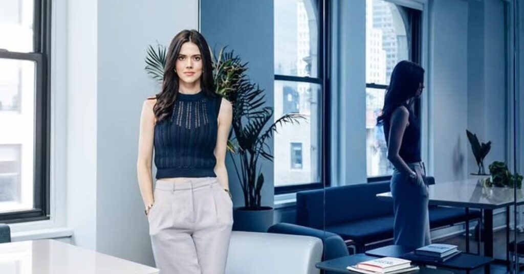 How old is Lydia Moynihan? Age and birthday