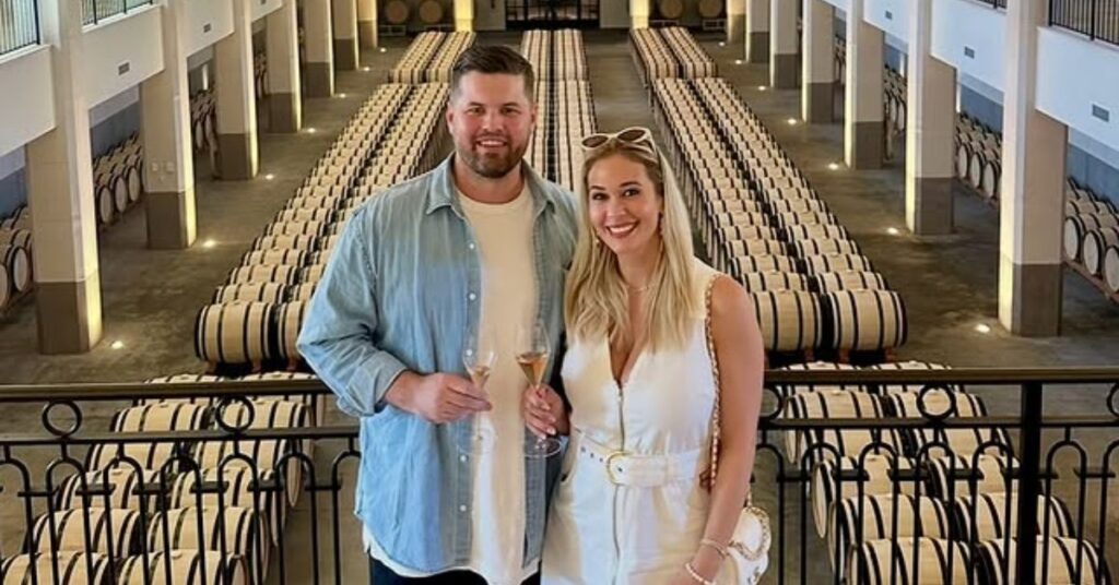 Is Lauren Compton married? Husband, boyfriend, and dating history